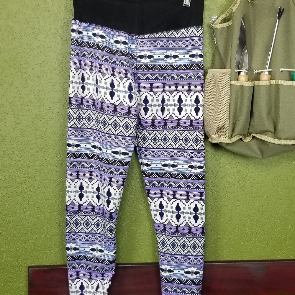 Purple Patterned Sm/Med Julia Leggings